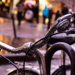 Que faire après une sortie vélo sous la pluie?