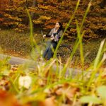 L'arrière-saison sonne le retour du froid et parfois de la pluie. Faut-il s'arrêter de pédaler? L'avis de Bécanique sur les sorties à vélo sous la pluie!