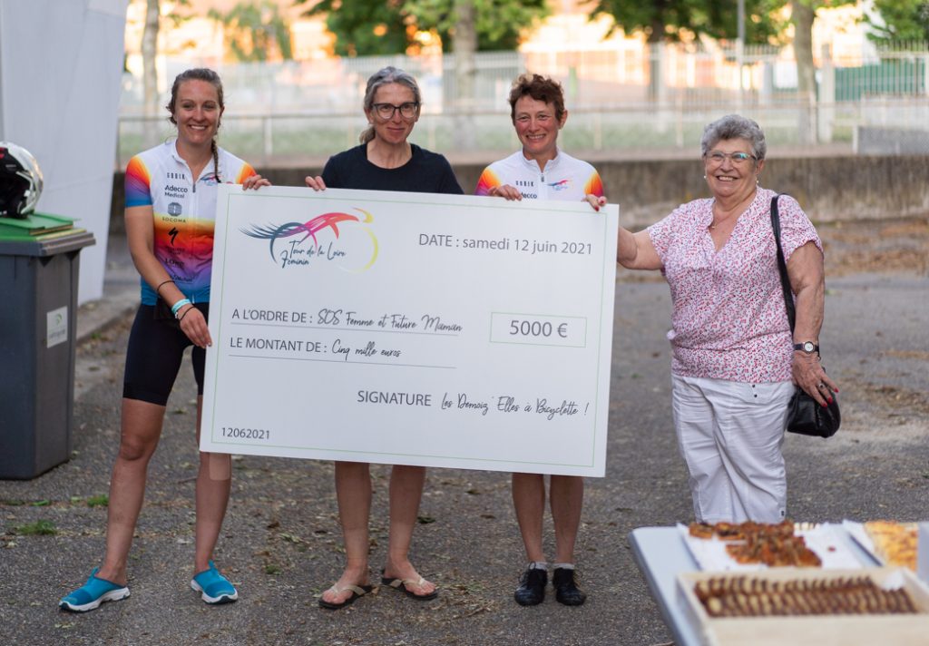 Tour de la Loire féminin 2021 chèque