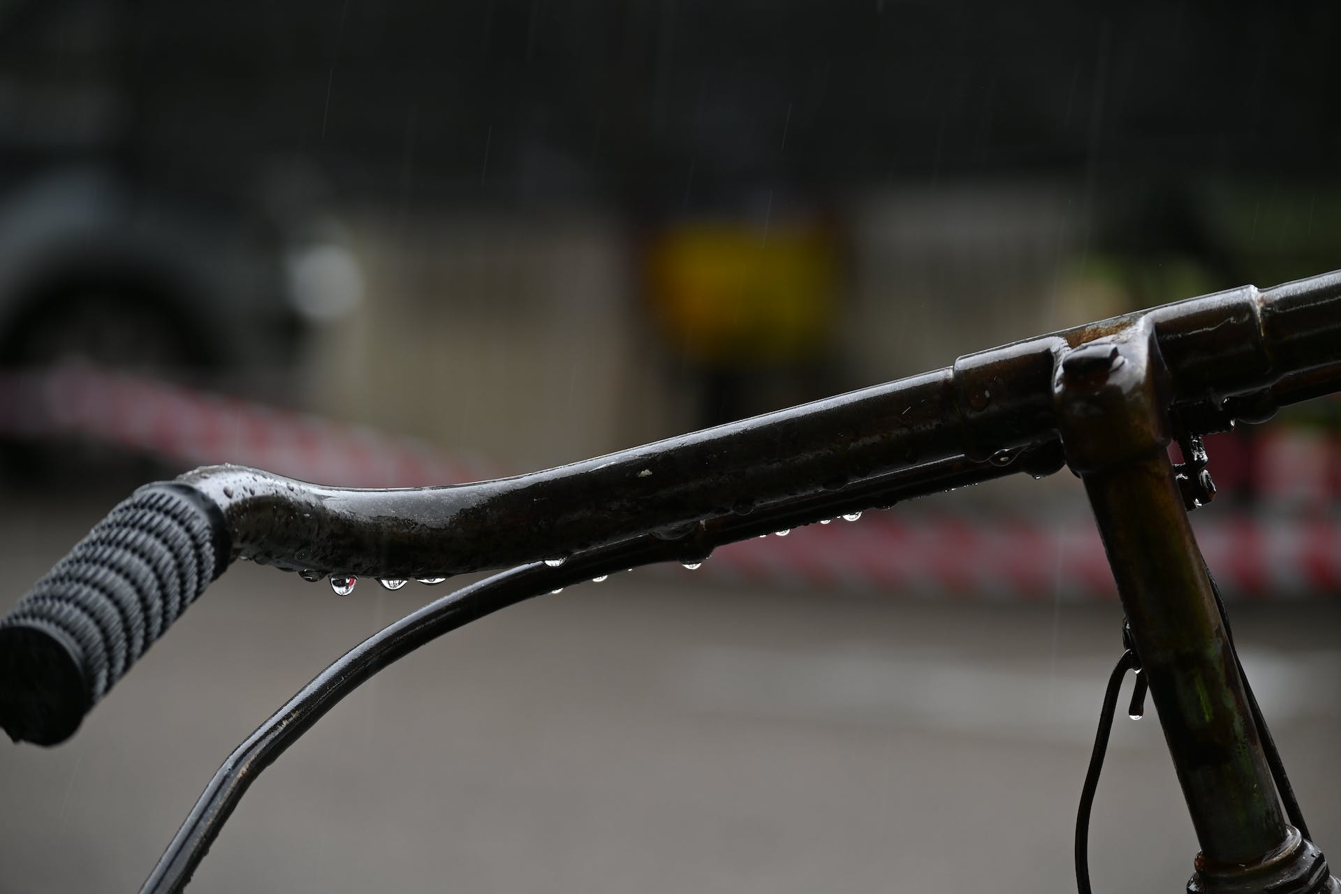 Comment protéger son vélo contre la pluie ?